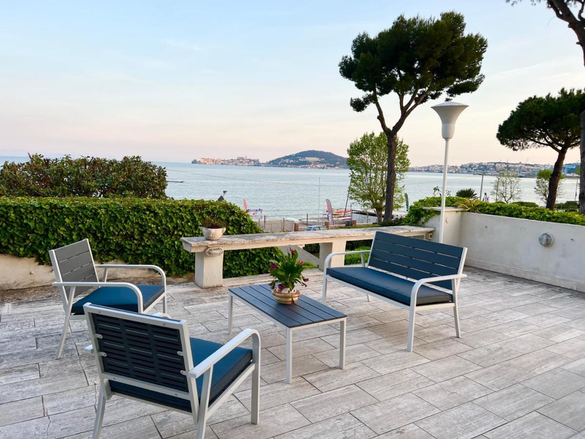 Villa Magnolia Formia Esterno foto
