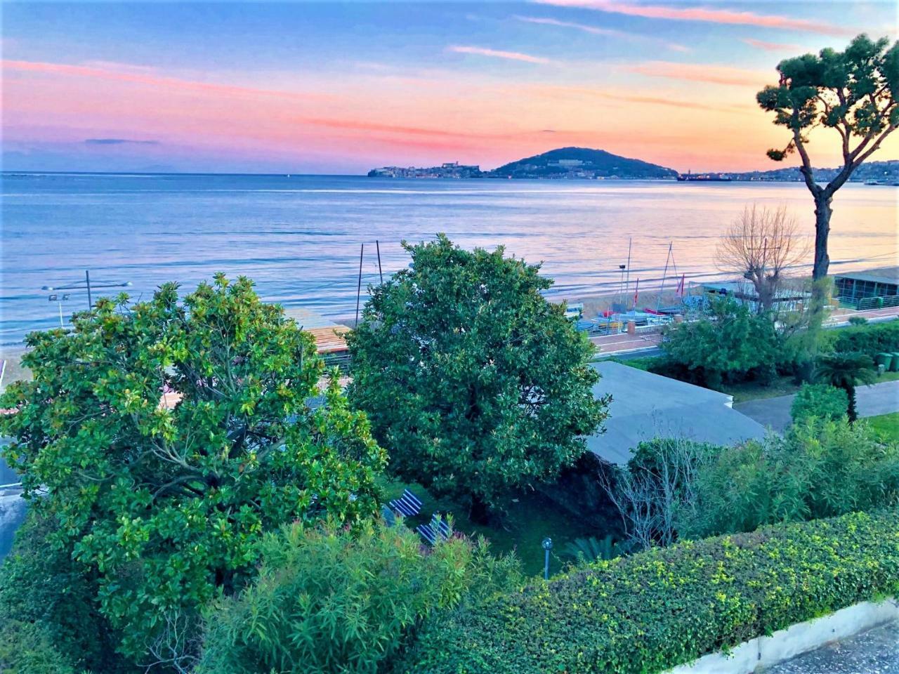 Villa Magnolia Formia Esterno foto