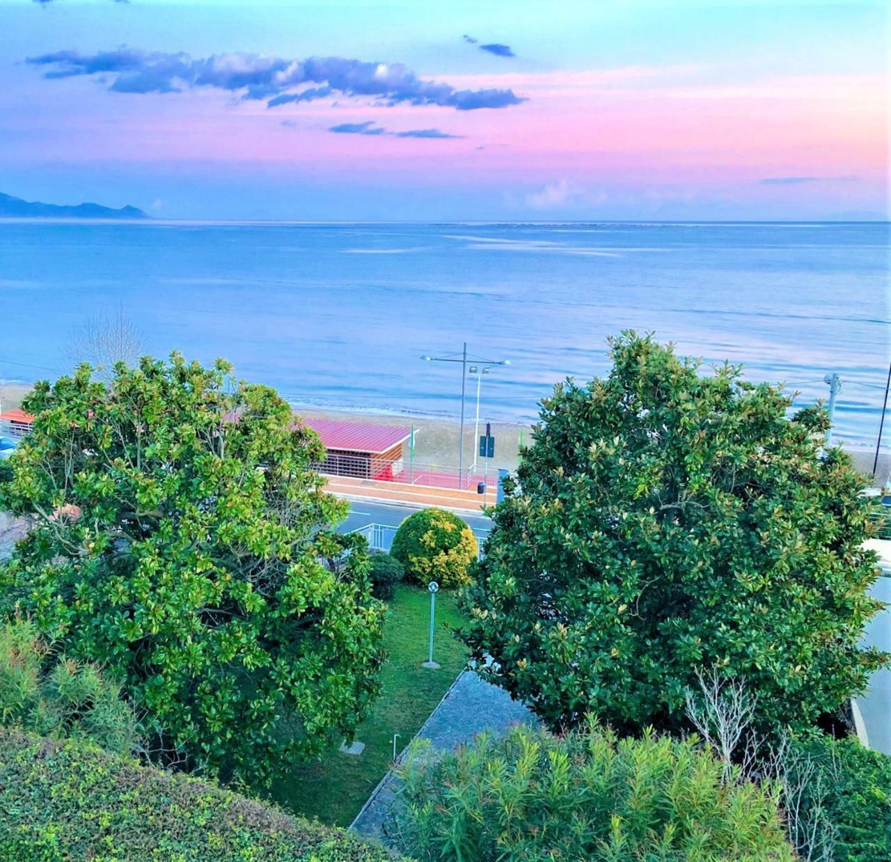 Villa Magnolia Formia Esterno foto