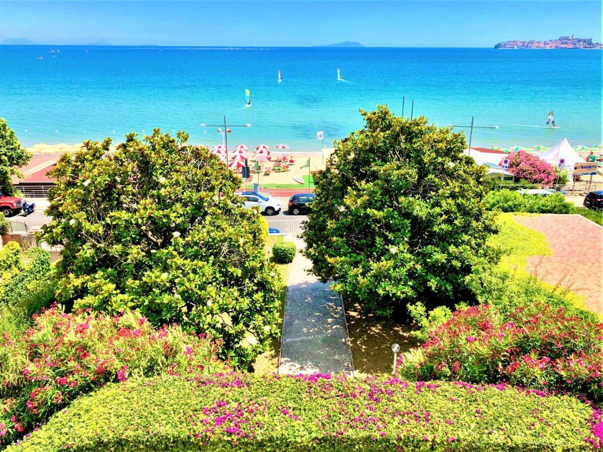 Villa Magnolia Formia Esterno foto